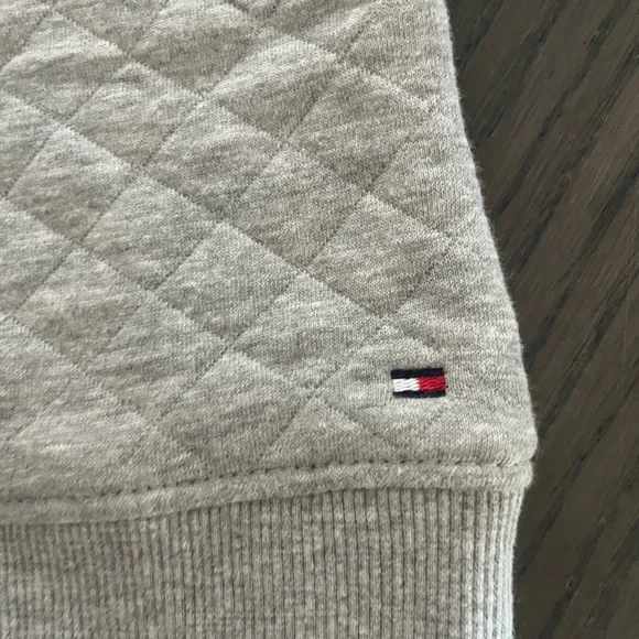 Tommy Hilfiger Quilted Kids Sweatshirt with Navy and Red Stripes - Picture 5 of 5